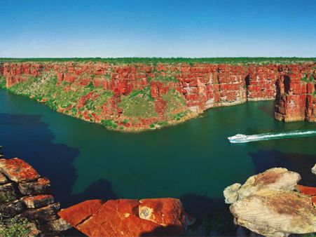 મરતાં પહેલા 10 બાબતોનો માણવો જોઇએ આનંદ