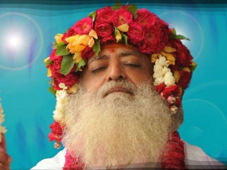 લગ્નથી બચવા ઘરેથી ભાગી ગયા