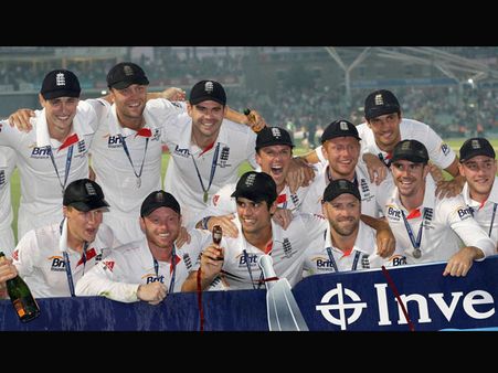 શા માટે ઇંગ્લેન્ડની ક્રિકેટ ટીમે માંગવી પડી માફી?