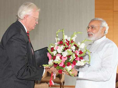 પૂર્વ અમેરિકન રાજદૂત મોદીને મળ્યા 