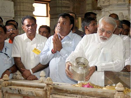 ગુજરાતનો દરિયા કાંઠો હિન્દુસ્તાનના વિકાસના સૂર્યોદયથી ઝળહળતો થશે: મોદી