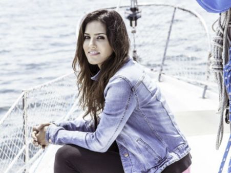 વહાણમાં સન્ની