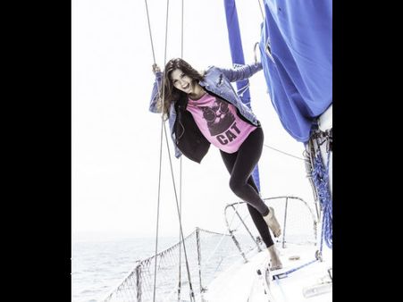 દરિયા વચ્ચે મસ્તી