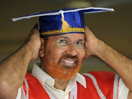 અધિકારીઓનો સ્વાર્થ ખાતર ઉપયોગ 