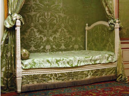 મુલાયમ અને સારો બેડ હેડ