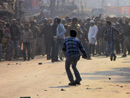 27 જુલાઇ 2012ના મેરઠમાં