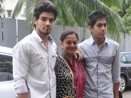 સૂરજ-ઝરીના સૂરજ-ઝરીના