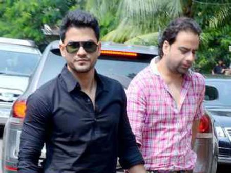 કુણાલ ખેમૂ કુણાલ ખેમૂ