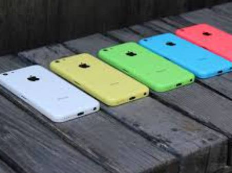 વિવિધ કલર્સમાં નવો આઇફોન ઉપલબ્ધ 