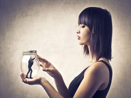 માત્ર એક તરફની કહાણી હોય છે માત્ર એક તરફની કહાણી હોય છે