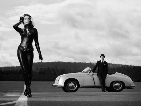 સ્નેપી પોર્શે રોડસ્ટર પહેલી રેસ કાર