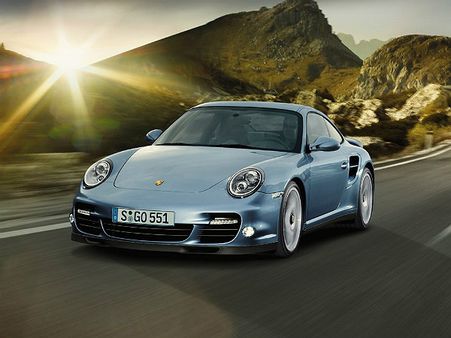 પોર્શેની શાનદાર સ્પોર્ટ કાર 911