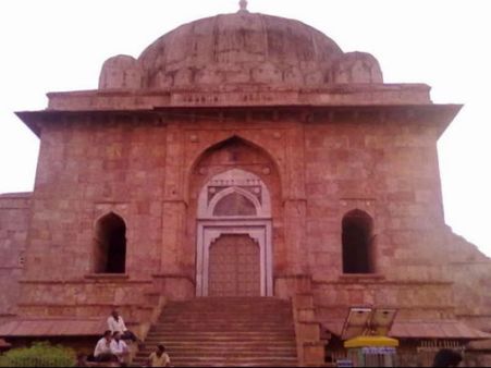 જહાજ મહેલ જહાજ મહેલ