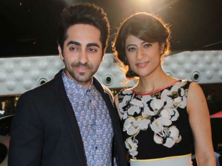 પાની દા રંગ અને સાડ્ડી ગલી કરતાં જુદું છે ઓ હીરિયે...