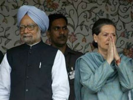 PM - સોનિયાએ મુઝફ્ફરનગરના રમખાણ પીડિતોની વેદના સાંભળી