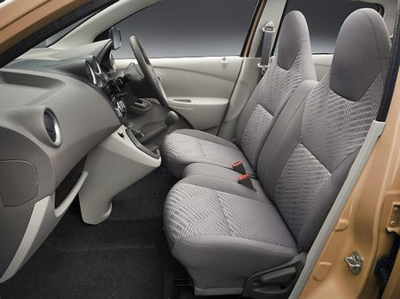 કારની ફ્રન્ટ રો