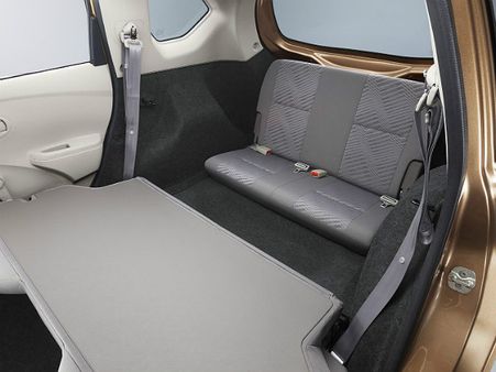 કારની ત્રીજી રો