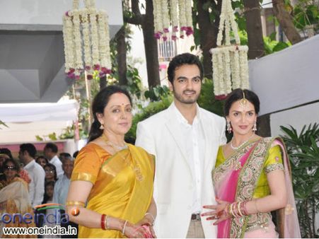 ઓડિશી ડાન્સર એશા