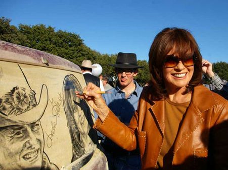 સ્કોટને પુરસ્કૃત પણ કરવામાં આવ્યા છે