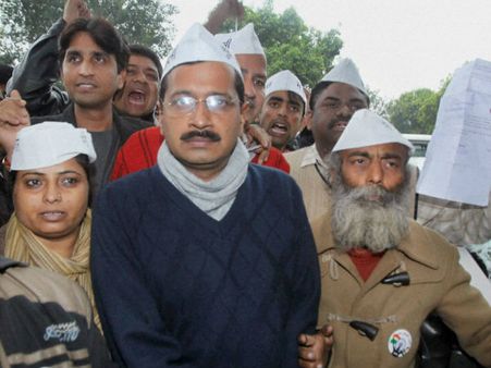 અરવિંદ કેજરીવાલ માટે 25 મોટા પ્રશ્નો 