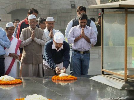 અરવિંદ કેજરીવાલ માટે 25 મોટા પ્રશ્નો 