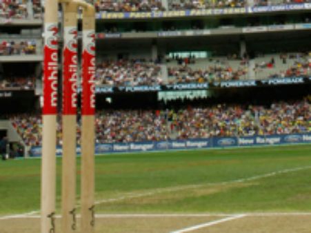 બે ટેસ્ટ ત્રેવડી બનાવનાર વેસ્ટ ઇન્ડિઝ બેટ્સમેન