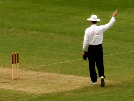 શાનદાર ટેસ્ટ ડેબ્યુટ અને રેકોર્ડ