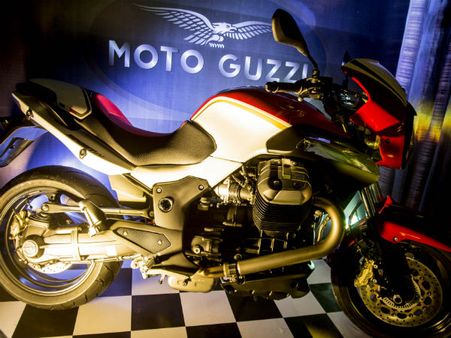  ભારતીય બજારમાં હેવી સીસી એન્જીન ક્ષમતાની બાઇકનો ક્રેઝ