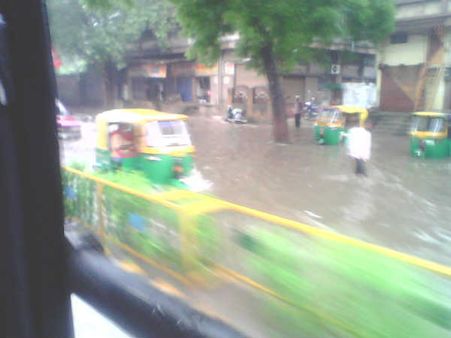 દિવાન બલ્લુભાઇ શાળા(પૂર્વ), અમદાવાદ 