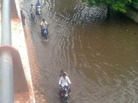 હરિપુરા બ્રિજ, હાટકેશ્વર