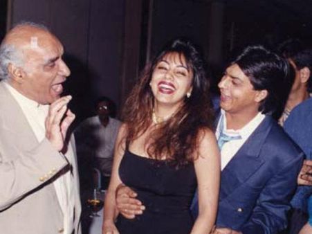 શાહરુખ એકલા અભિનેતા શાહરુખ એકલા અભિનેતા