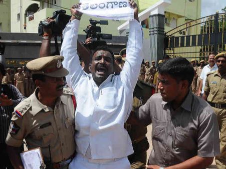 રેડ્ડી જાણે વનવાસ ભોગવીને આવ્યા હોય, તેવું કરાયું સ્વાગત!