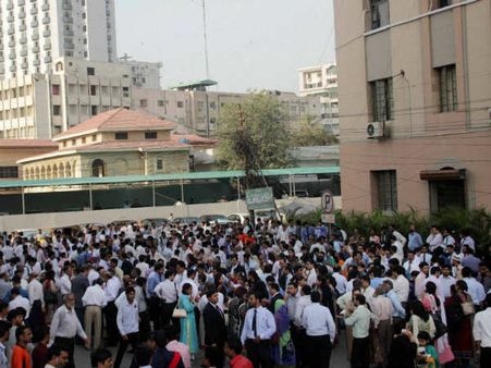 પાકિસ્તાન: ભૂકંપમાં મૃતકોની સંખ્યા 270, હજારો ઘાયાલ