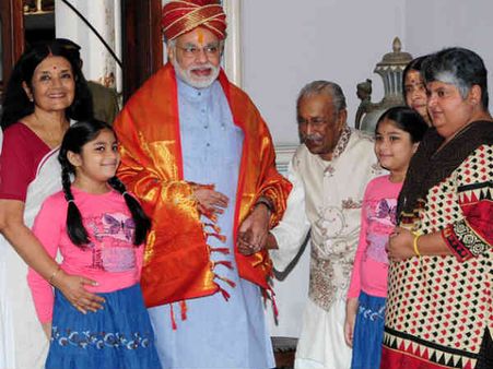 કૌડીયાર પેલેસ