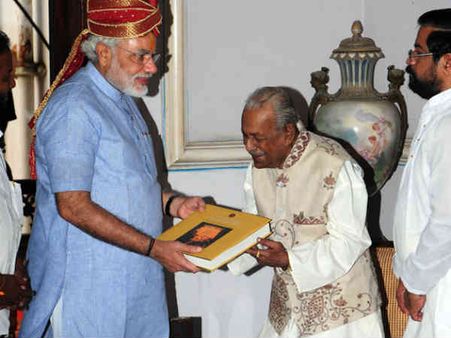 કૌડીયાર પેલેસ