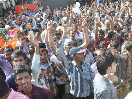 પાટીદારોની રેલીનો પડઘો વિજાપુરમાં