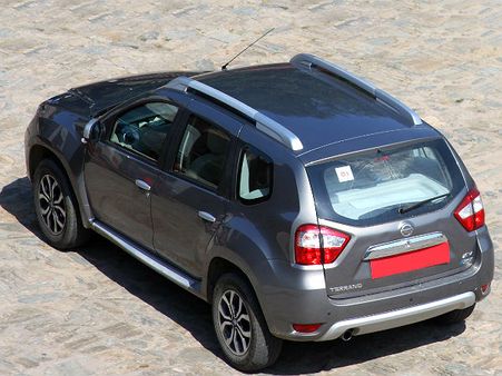 નિસાન ટેર્રાનોના ફીચર્સ