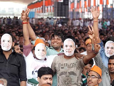 દિલ્હીમાં મોદીનું વાવાઝોડું, જ્યાં જુઓ ત્યાં મોદી જ મોદી...