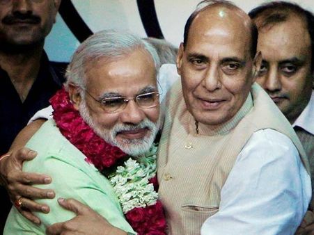 મોદીને પૂછાયેલા પ્રશ્નનો રાજનાથે આપ્યો જવાબ, સમલૈંગિકતા અપ્રાકૃતિક