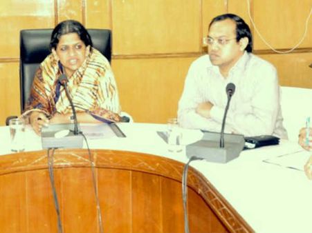 બેઠકમાં થયેલી ચર્ચા વિચારણા અને અપાયેલા આદેશ