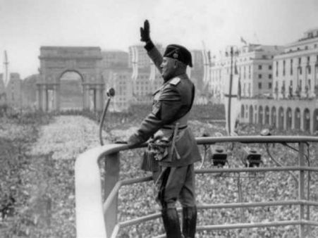 ગાંધીજીને અભિભૂત થયા 