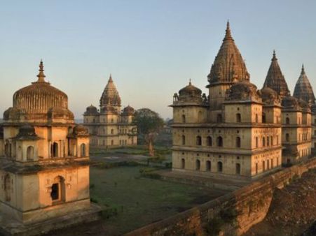 પ્રસિદ્ધ સ્મારક