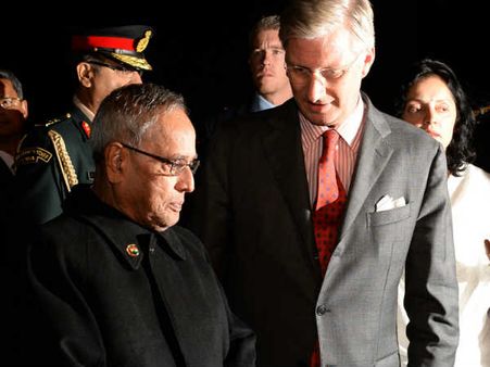 બેલ્જિયમની યાત્રા પર પ્રણવ મુખર્જી પહોંચ્યા બ્રુસેલ્સ