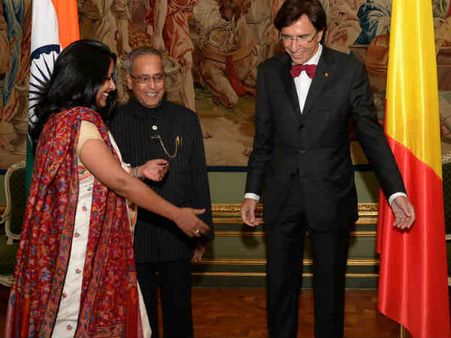 પ્રણવ મુખર્જીની બેલ્જિયમના વડાપ્રધાન સાથે બેઠક