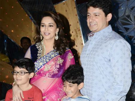 માધુરીના માર્ગે મલ્લિકા માધુરીના માર્ગે મલ્લિકા