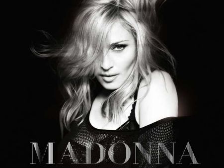 ચાકૂની અણીએ મારા પર બળાત્કાર થયો હતો : પોપ સ્ટાર મેડોના