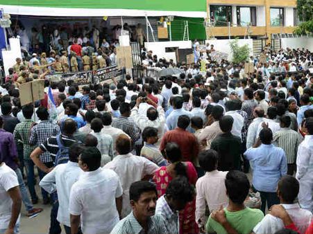 તેલંગાણાના વિરોધમાં ઉપવાસ