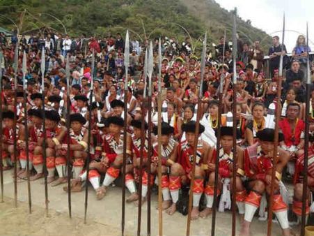 મહોત્સવમાં સ્થાનિક લોકો