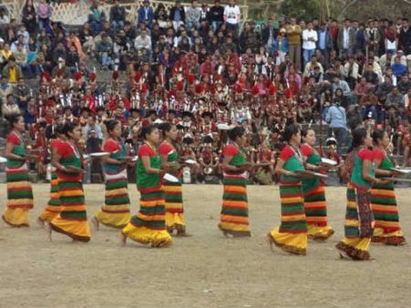 વેશભૂષામાં મહિલા