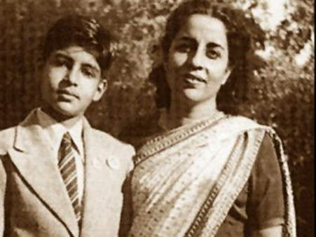 માતા સાથે